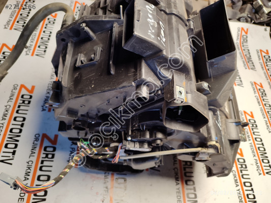 Renault megane 4 kaleriför kazanı 272700628R