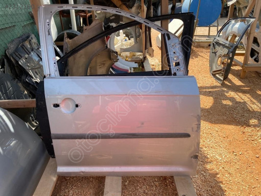 VOLKSWAGEN CADDY SAĞ ÖN KAPI 2004-2010 MODEL ORJİNAL ÇIKMA