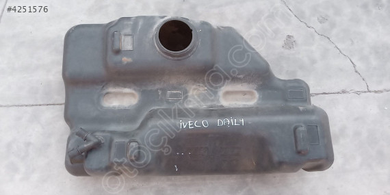 iveco daily 2011 35c15 çıkma orjinal yakıt deposu (son fiyat)