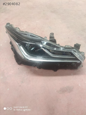 TOYOTA COROLLA SAĞ ÖN FAR VE YAN PARÇALAR...MİL OTO ÇIKMA