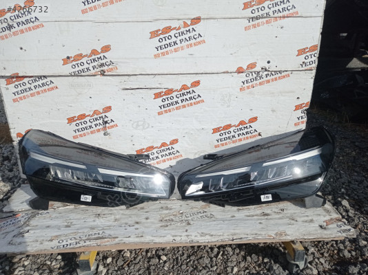 RENAULT CLİO 5,5 (MAKYAJLI) SAĞ-SOL FAR SIFIR ORJİNAL 2022-2025