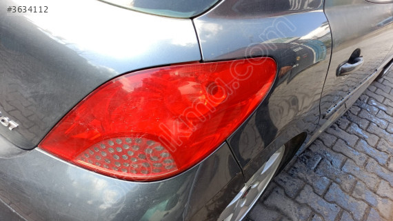 peugeot 207 sağ arka stop ledli