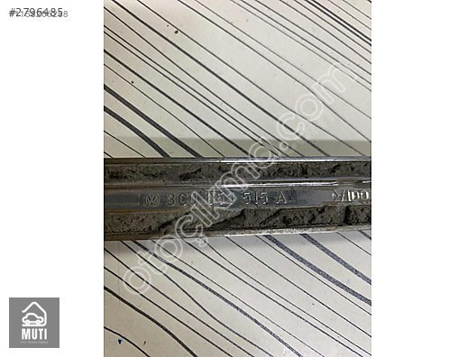 Volkswagen Passat Arası Kapı Çıtası Nikelajlı 3c0853515