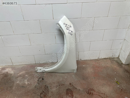 Volvo xc40 sol ön çamurluk