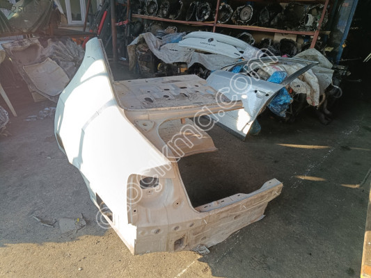 Passat B6 sol arka çamurluk