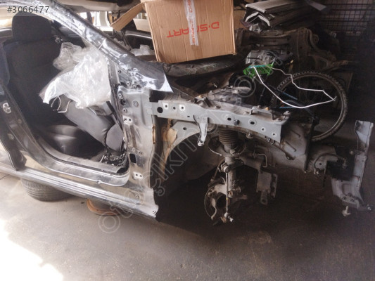 RENAULT MEGANE 4 SAG ÖN PODİYE