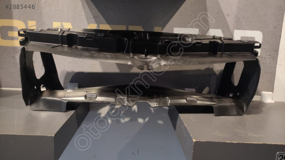BMW F20 + LCİ ÖN PANEL ÜST HAVA KANALI 51747245771 SY