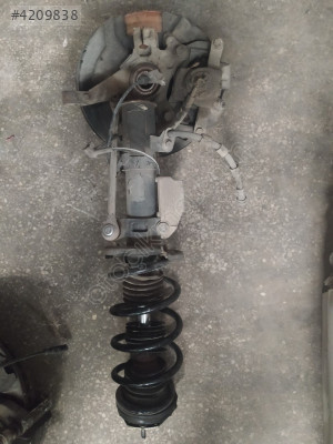 ÇIKMA FORD COURİER SAĞ ÖN AMORTİSÖR TAŞIYICI