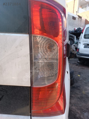 FİAT FİORİNO SAĞ ARKA STOP KONUK OTO