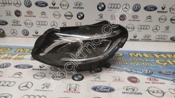 MERCEDES W246 ORJİNAL ÇIKMA SAĞ FAR OTO MEHMET GÜVENCESİYLE