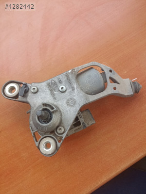 Ford Focus 3 Sağ Silecek Motor Ve Mekanizması