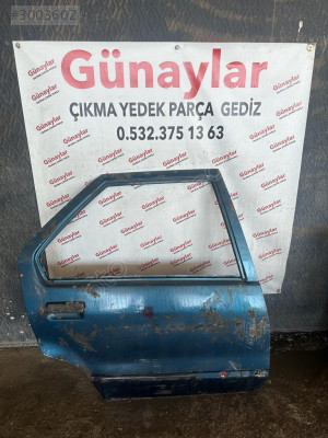 RENAULT 9 BROADWAY SAĞ ARKA KAPI