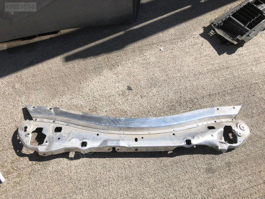 MERCEDES E SERİ W213 ÖN PANEL 2136206300