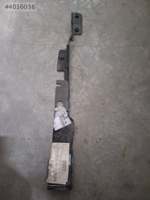 Peugeot 301 c-elysee çamurluk baglanti saci sol 9800075580