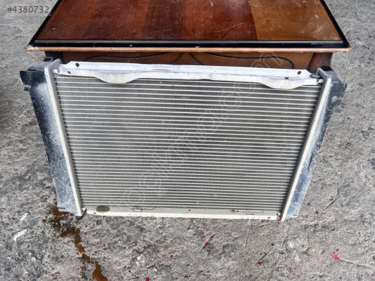 W124 MERCEDES 200 D 86 MODEL SU RADYATÖRÜ ÇIKMA HATASIZ