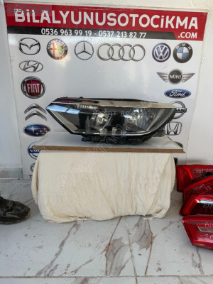 VW PASSAT SAĞ FAR ÇIKMA ORJİNAL