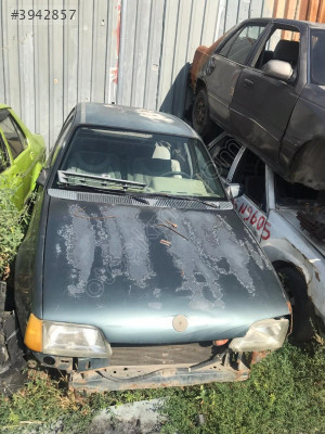 1.6 motor çalışır vaziyette dolu araç