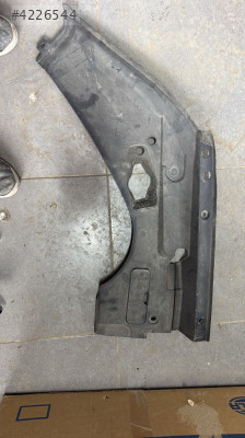 AUDİ Q6 E TRON ÇIKMA ORJİNAL TUTUCU BRAKET SAĞ 85H805284 BDÇ