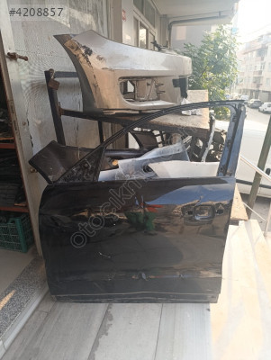 Audi Q5 sol ön kapı orjinal çıkma parça