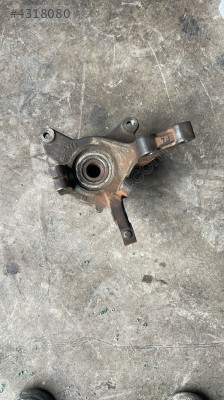 2001 Megane bir sağ taşıyıcı