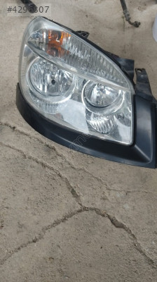 FİAT DOBLO SAĞ FAR