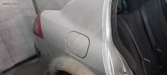 Megane 2 sağ arka çamurluk