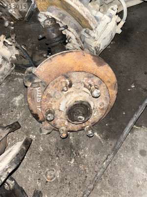 Isuzu TFR Çıkma Taşıyıcı