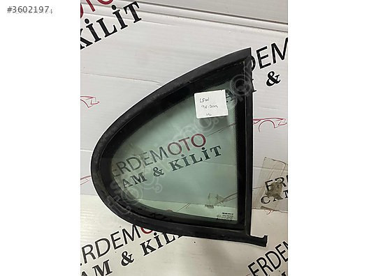 SEAT LEON SAĞ ARKA KELEBEK CAM ORİJİNAL ÇIKMA