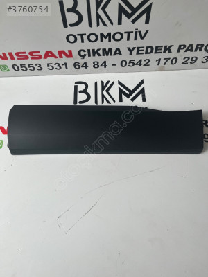 Nissan Qashqai J12 (2024-) Sol Arka Kapı Bandı