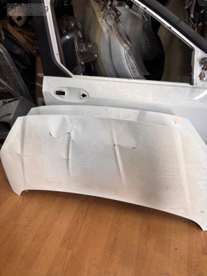 Courier ön kaput