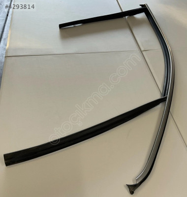 4M0837432 ORJİNAL Q7 SAĞ ÖN KAPI CAM FİTİLİ DIŞ 2016