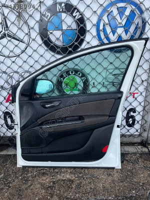 BRAVO 2 SAĞ ÖN KAPI DÖŞEMESİ ÇIKMA ORJİNAL