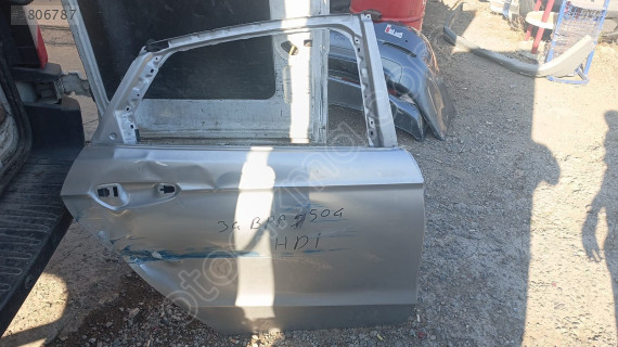 FORD MONDEO SAĞ ARKA KAPI ORJİNAL ÇIKMA 2015-23