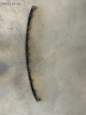 OPEL CROSSLAND ÖN TAMPON ORTA ALT DEFLEKTÖRÜ 13484736