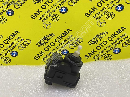 NİSSAN TERRANO FAR AYAR MOTORU / HELLA / 1993-2007 / 0072824