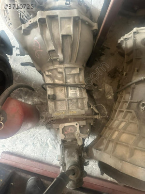 Toyota Hilux 2012-2015 4x2 çıkma şanzıman
