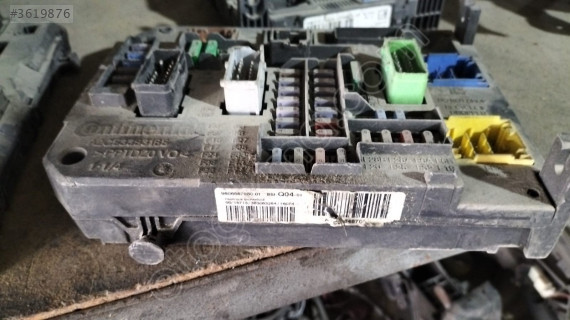 980668798001 Citroen C4 sigorta kutusu