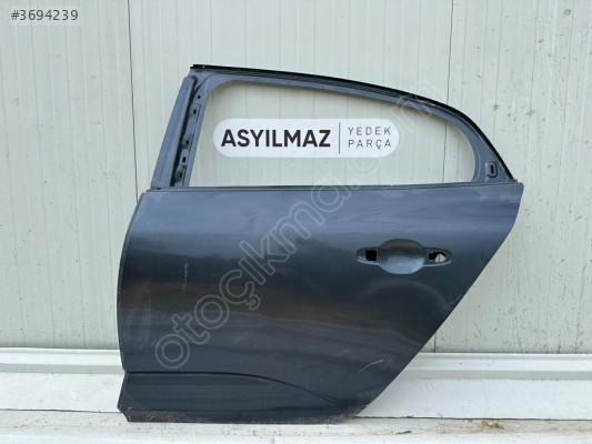 MEGANE 4 SOL ARKA KAPI (ORJİNAL) - 821018343R