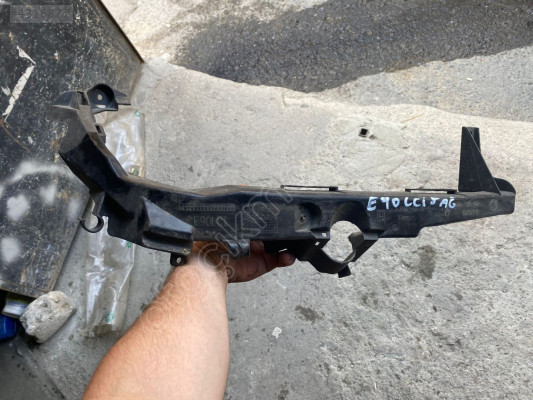 E90 LCİ 3 SERİSİ SAĞ FAR BRAKETİ BMW ORJİNAL ÇIKMA PARÇA