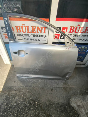 Kia Sportage sağ ön kapı orijinal çıkma