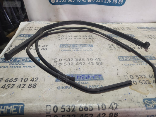 ÇIKMA OPEL COMBO ÇİFT BAGAJ KAPAĞI FİTİLİ
