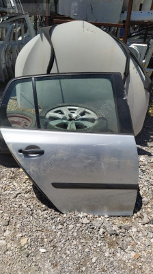 Volkswagen golf 5 sag arka kapı