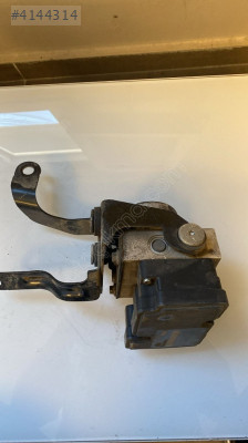 8V512M110AD ford fiesta 1.4 dizel abs beyni