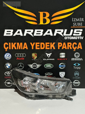 TOYOTA HİLUX SAĞ FAR 2015-2019