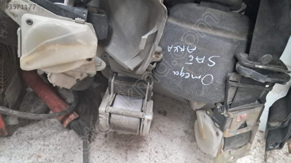 OPEL OMEGA EMNİYET KEMERİ.OTO ERKAN ÜNYE