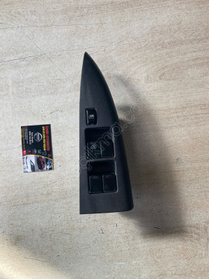 Nissan Note Dörtlü Cam Düğmeleri
