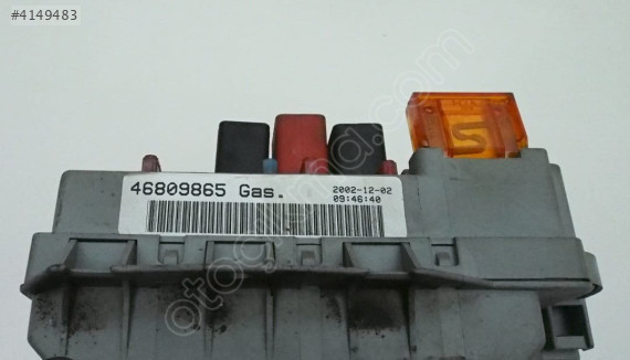 46809865 2003 Fiat Palio Albea Siena 1.2 16 valf sigorta kutusu