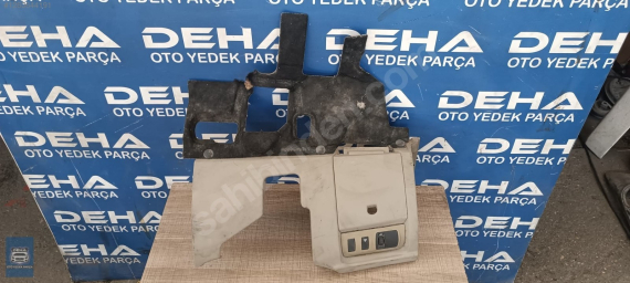 RENAULT MEGANE 3 TORPİDO ALT KAPAĞI ÇIKMA ORJİNAL 689210008R