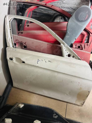 BMW F30 SAĞ ÖN KAPI ÇIKMA ORJİNAL