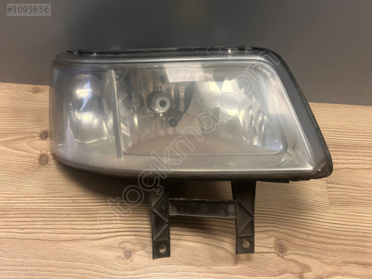 VW TRANSPORTER T5 04-15 SAĞ ÖN FAR 7H1941018N